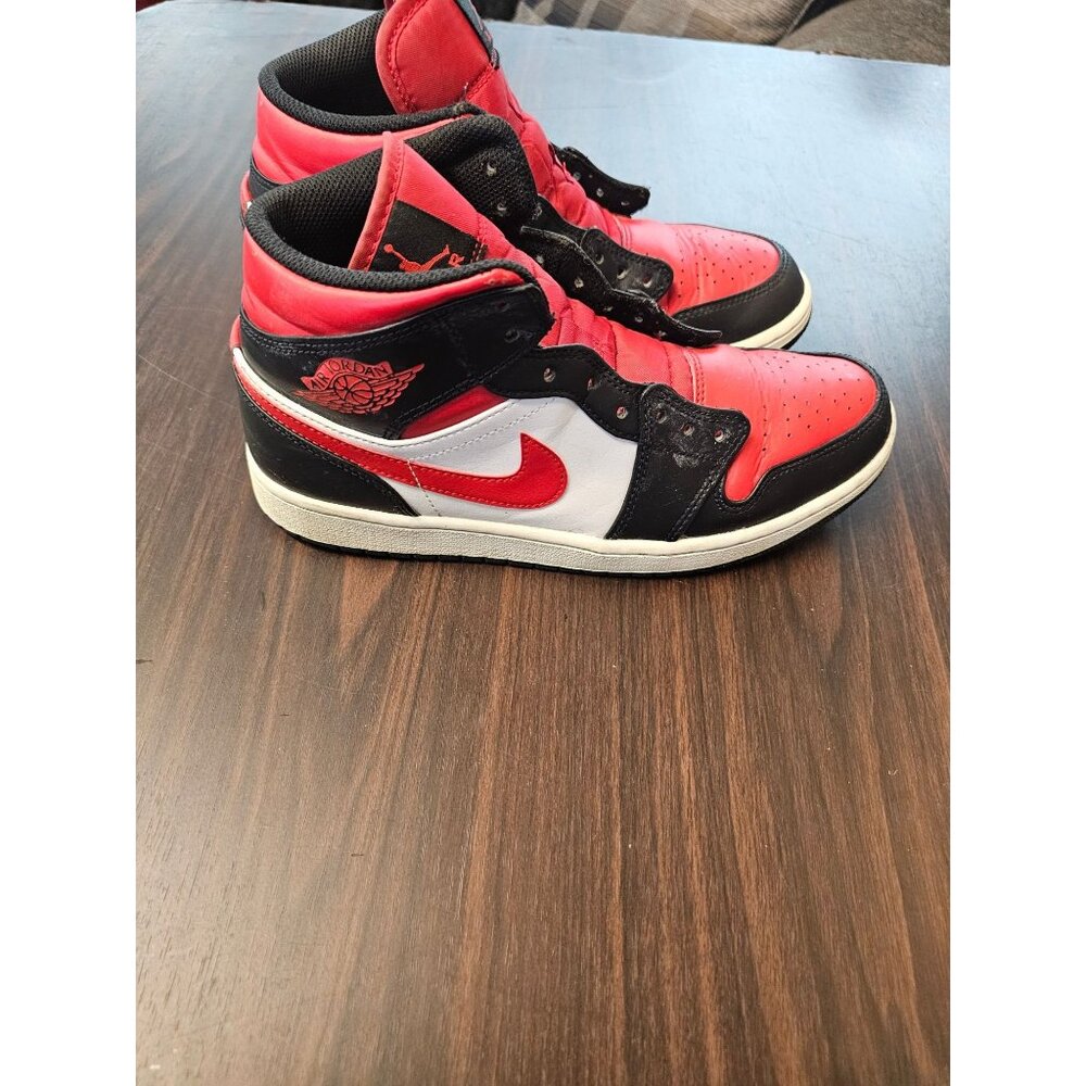 Nike Mens Air Jordan 1 Mid 554724-079 Gym Red Basketball Shoes Sneakers Size 9